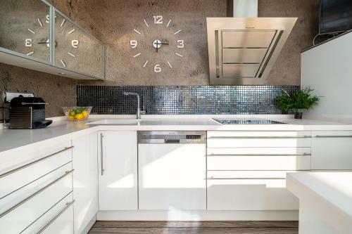Villa Luxury Rock Tirri