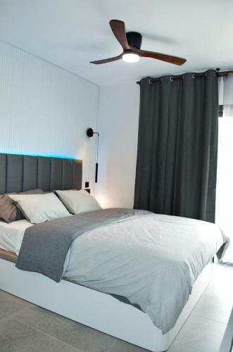 Apartamento Modern Oasis - Pool, Gym & Tennis