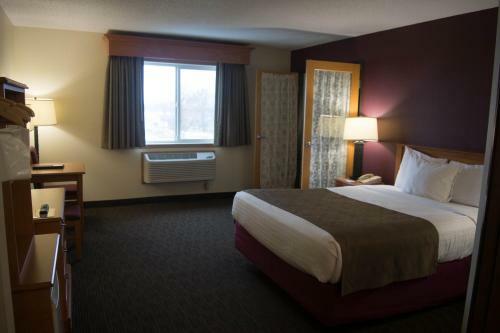 Hotel Americinn Of Madison