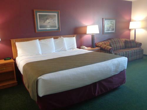 Hotel Americinn Of Madison