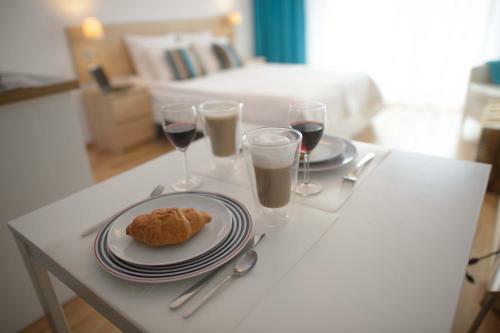 Apartamenty Karawela - Nadmorski Dw�r