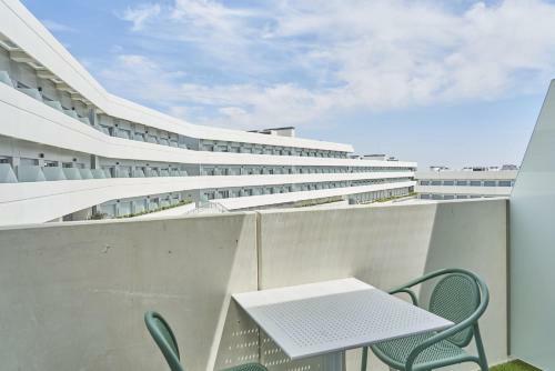 Student Experience Madrid Pozuelo - Luxury Hostel