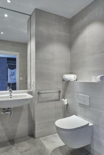 Student Experience Madrid Pozuelo - Luxury Hostel