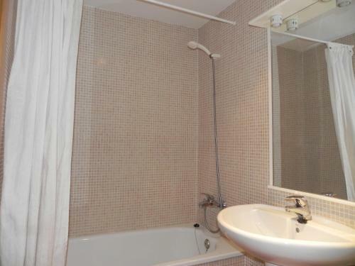 Apartamento Eva & Travel - El Rac� De L'era