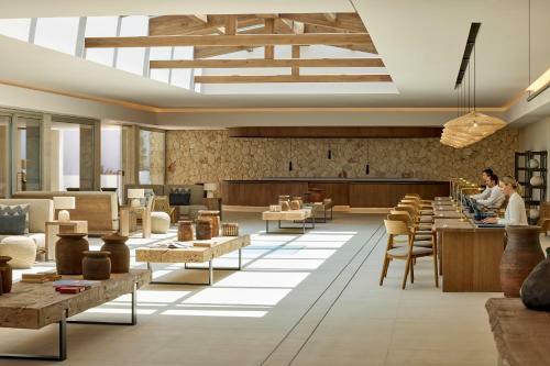 Hotel Ikos Porto Petro