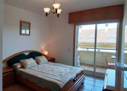 Apartamento Con Piscina En Portos�n