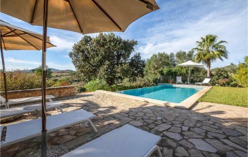 Lovely Home In Porto Cristo With Kitchen