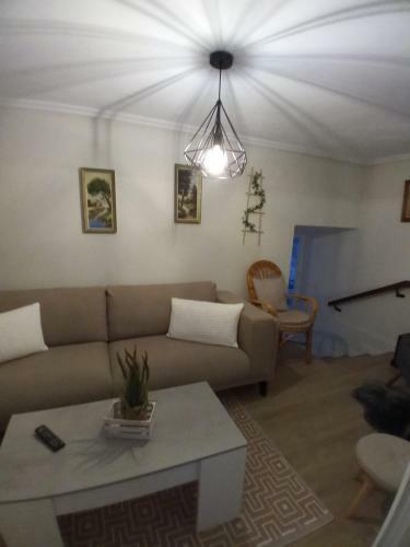 Casa: El Portal�n De Valdivia