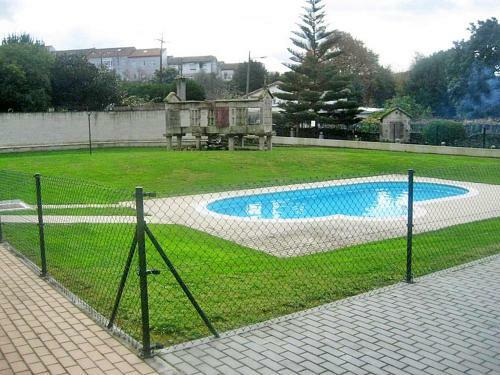 Adosado Con Piscina En Pontevedra