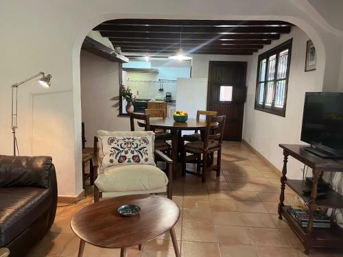 Villa Estel - La Goleta Villas