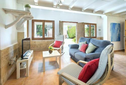 Owl Booking Villa Mairata - Great Garden And Pool