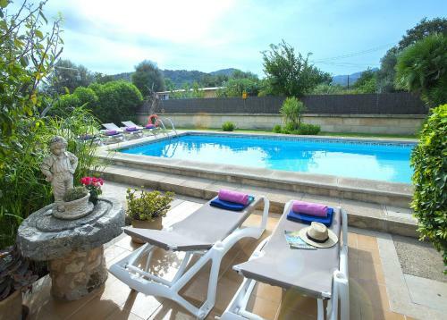 Owl Booking Villa Can Bandera - Rustic Stay