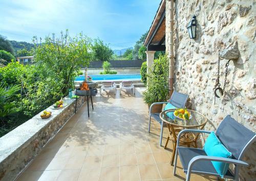 Owl Booking Villa Can Bandera - Rustic Stay