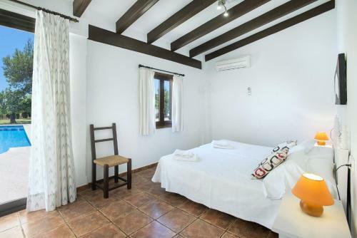 Owl Booking Villa Marvil - Exclusive Holidays