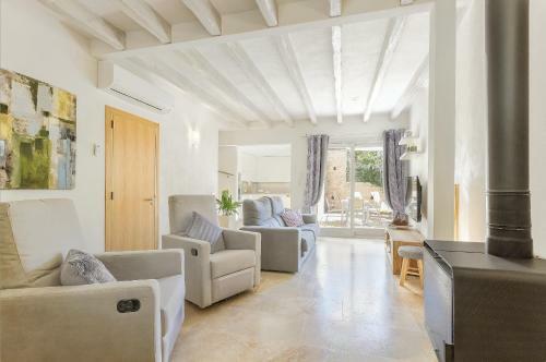 Margarita - Modern Townhouse With Private Pool