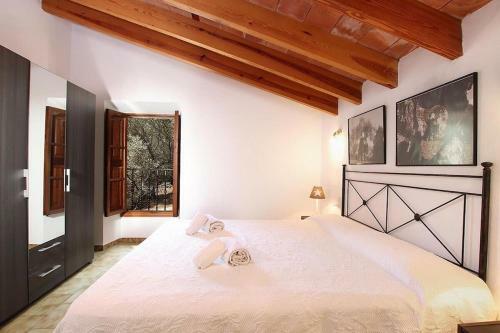 Villa Rustic House With Views To The Pollensa Mountains
