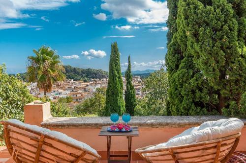 Townhouse With Pool And Mountain Views, Just 5 Min