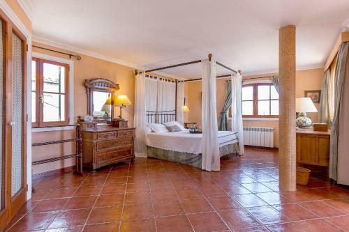 Townhouse With Pool And Mountain Views, Just 5 Min