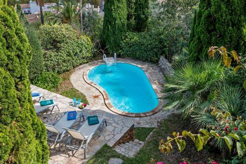 Townhouse With Pool And Mountain Views, Just 5 Min