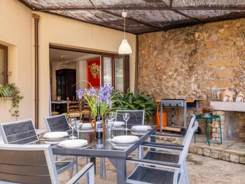 Townhouse Horta Den Menut By Sunvillas Mallorca