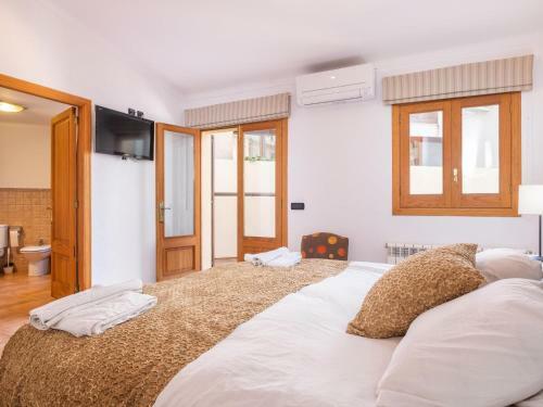 Townhouse Horta Den Menut By Sunvillas Mallorca