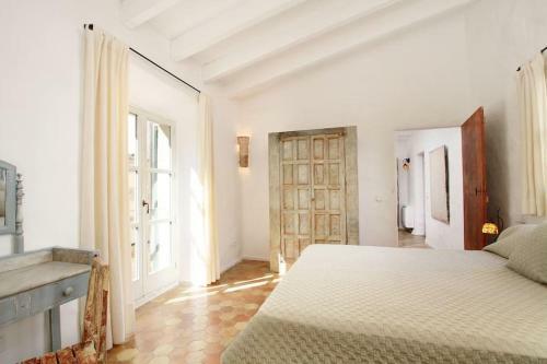 Stunning Pollenca Townhouse