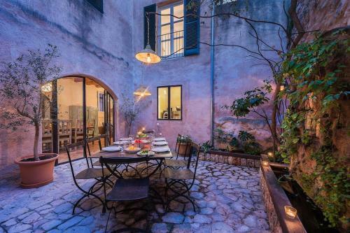 Stunning Pollenca Townhouse