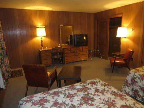Travelers Inn Motel