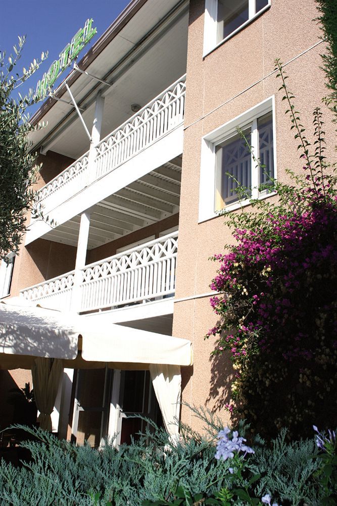 Hotel H H�tel Ex Les Printani�res