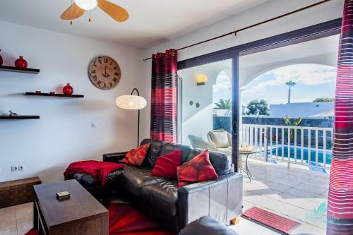 Remarkable 3-bed Villa In Playa Blanca