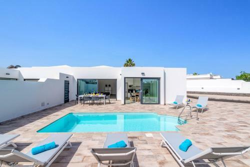 Villa La Nueva By Villa Plus