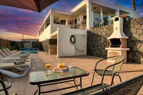 Casa Efesto-private Pool And Air-con