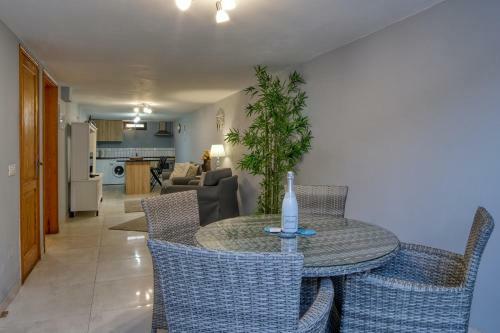 Apartamento Studio Etna-near Playa Flamingo