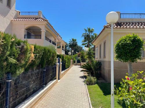 Apartment / Penthouse Mil Palmeras