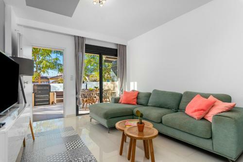 Playa Elisa Bay Luxury Apartment