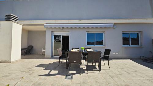 �tico Clero Amplio Apartamento En El Centro
