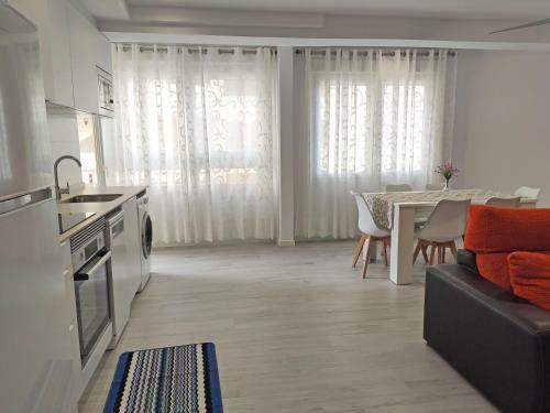 Apartamentos Playa Norte Pe�iscola 3000