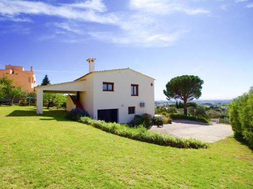Casa Pau, 4 Dormitorios, 8 Personas - Es-258-71
