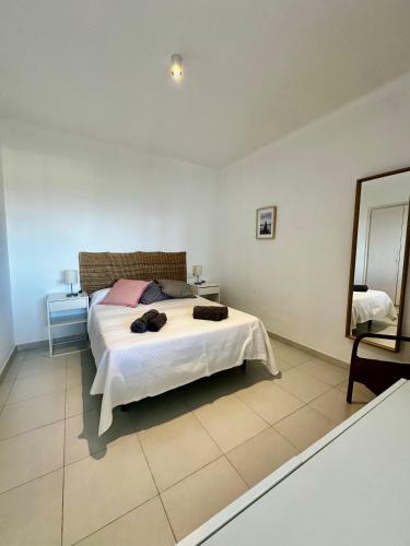Apartamento Con Piscina Y Vistas Al Mar