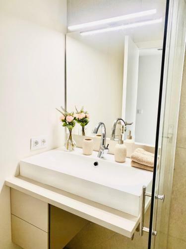 Hotel Apartment With 2-en Suite Bedrooms