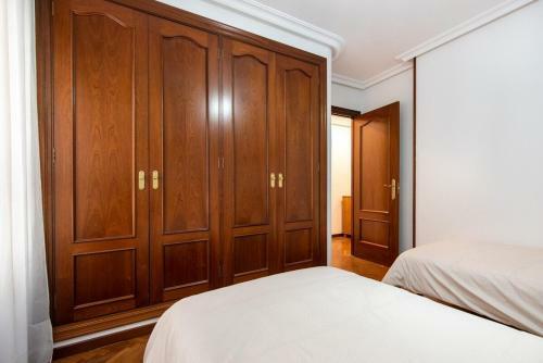 Myhousespain - Amplio Apartamento En El Centro De Oviedo