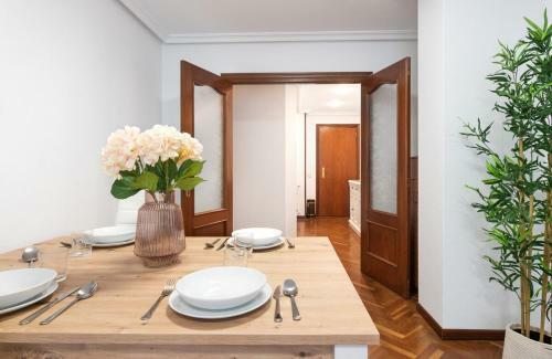 Myhousespain - Amplio Apartamento En El Centro De Oviedo
