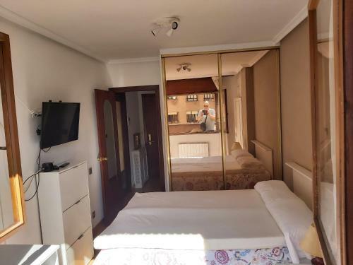 Apartamento Monte Naranco-los Vega Parking E Internet Gratis