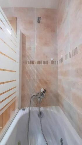 Apartamento Ayf Bonito Y Con Wifi Marfil Dor