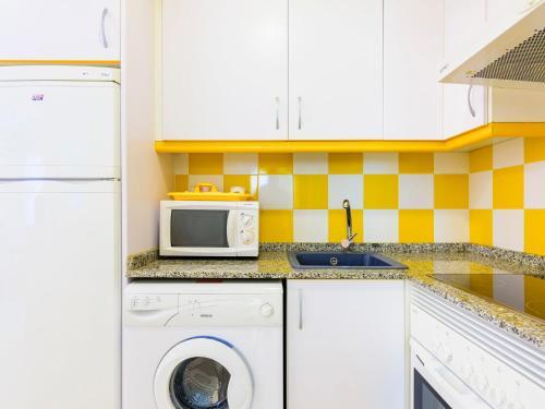 Apartment Mar De Oropesa I - Playa Concha By Interhome