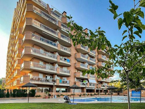 Apartamento Beachfront Family Retreat, Marina D'or