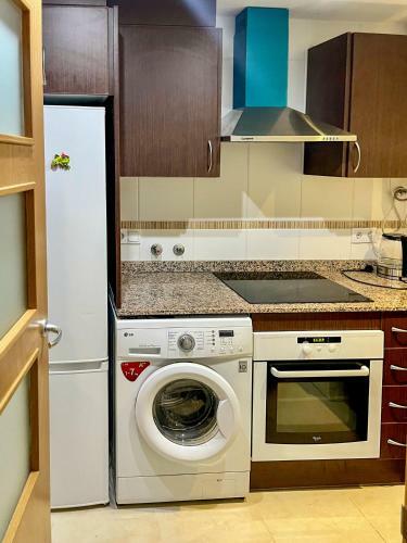 Apartamento Beachfront Family Retreat, Marina D'or