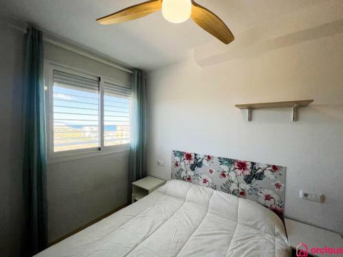 Apartamento Amplia Terraza, Mar Y Monta�a