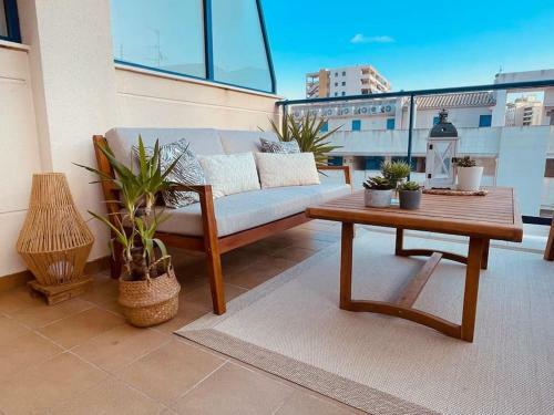 Big Terrace In Modern Apartment Close To The Beach