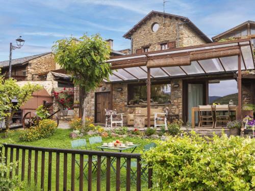 Holiday Home El Refugi By Interhome